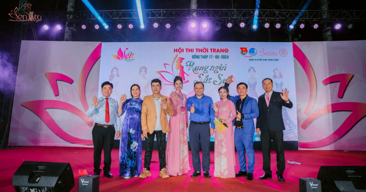 Chọn mua nước hoa mùi hoa sen chính hãng cùng Senvita